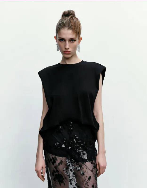 Crew Neck Tank Top With Chain sold by Urban Revivo