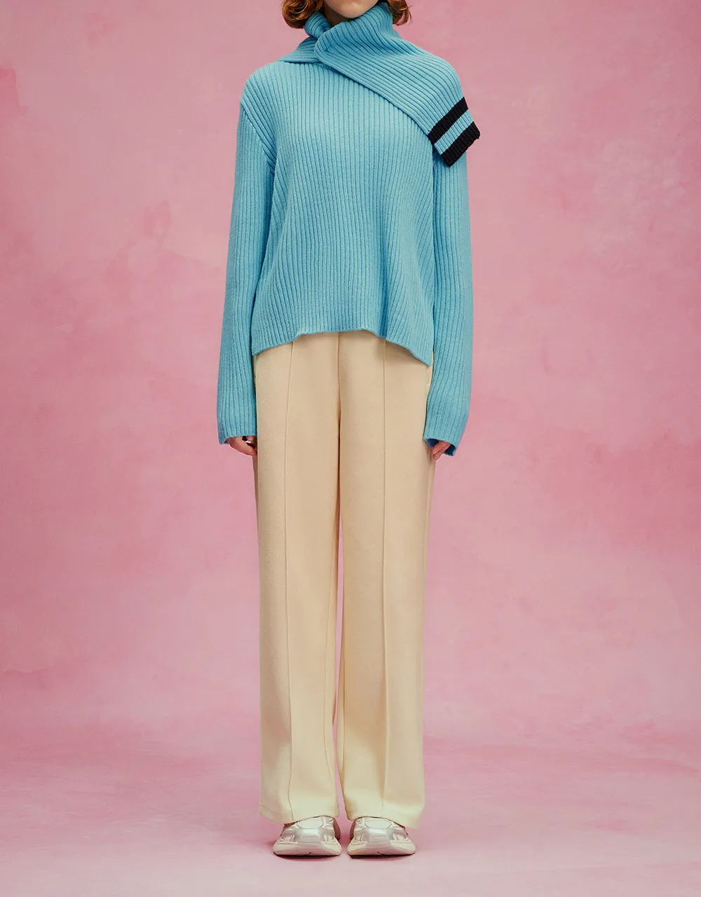 Elastic Waist Woolen Straight Pants sold by Urban Revivo product image thumbnail 2