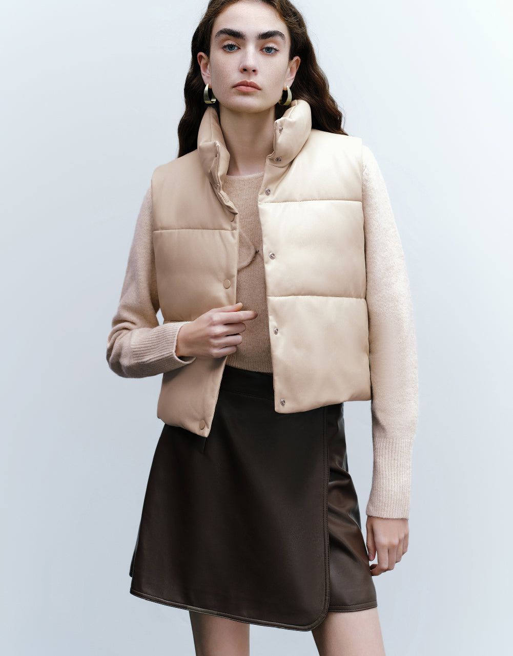 Stand Collar Padded Vest sold by Urban Revivo product image thumbnail 3