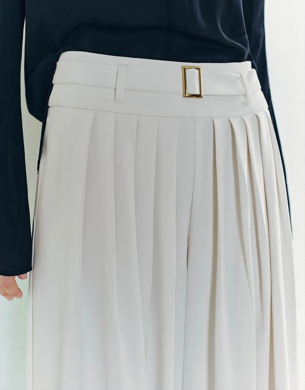 Wide-Leg Pants With Belt sold by Urban Revivo product image thumbnail 5