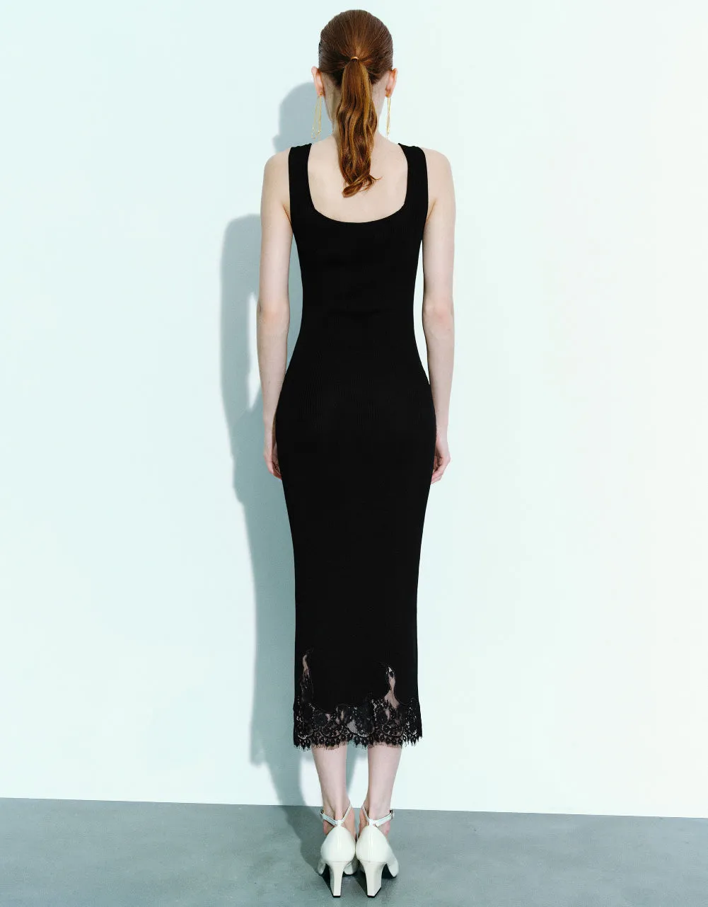 Sleeveless Lace Hem Knitted Dress sold by Urban Revivo product image thumbnail 4