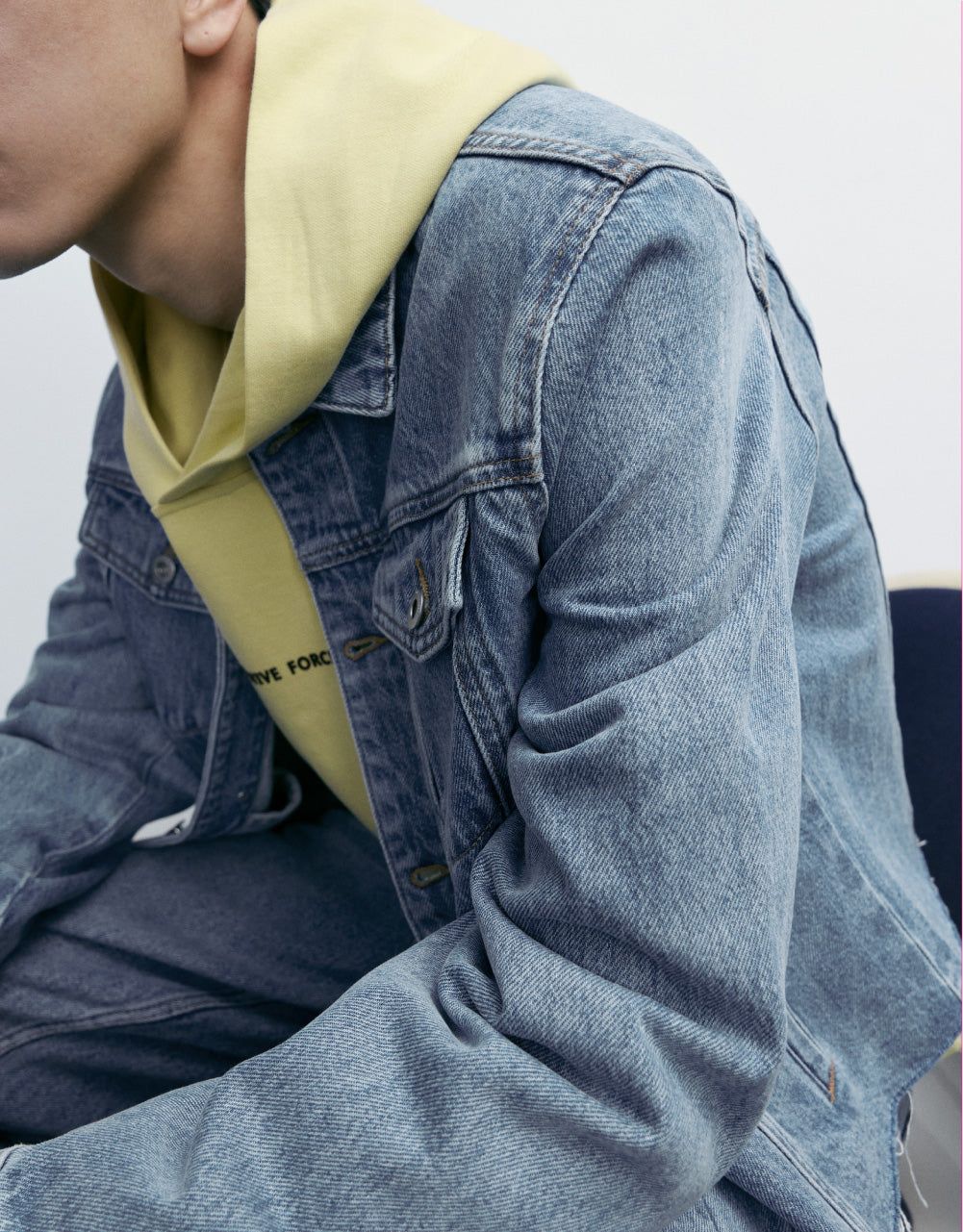 Frayed Hem Denim Jacket sold by Urban Revivo product image thumbnail 5