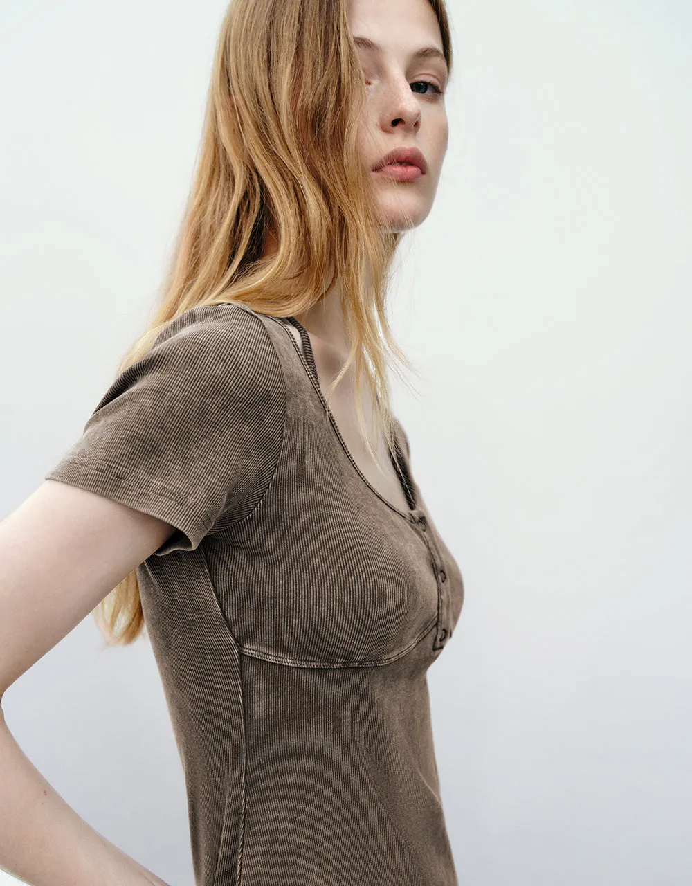 Skinny U Neck Skater Dress sold by Urban Revivo product image thumbnail 4