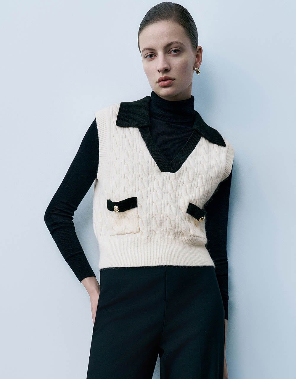 Straight Knitted Vest sold by Urban Revivo