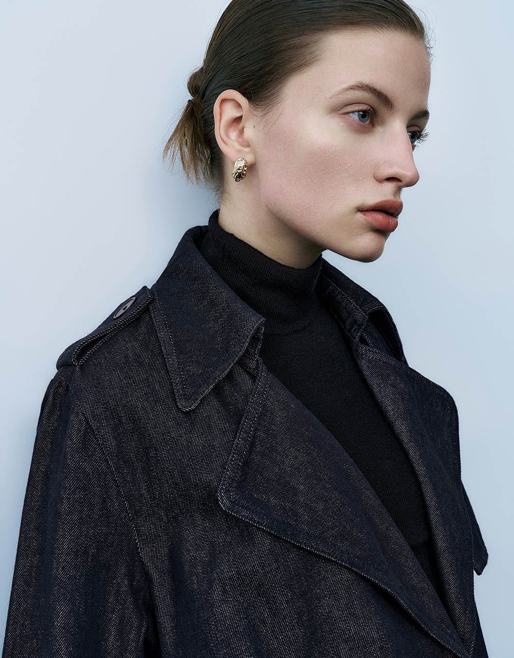 Longline Denim Coat With Belt sold by Urban Revivo product image thumbnail 5