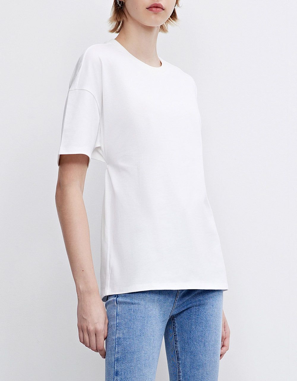 Drop Shoulder Basic T-Shirt sold by Urban Revivo product image thumbnail 3