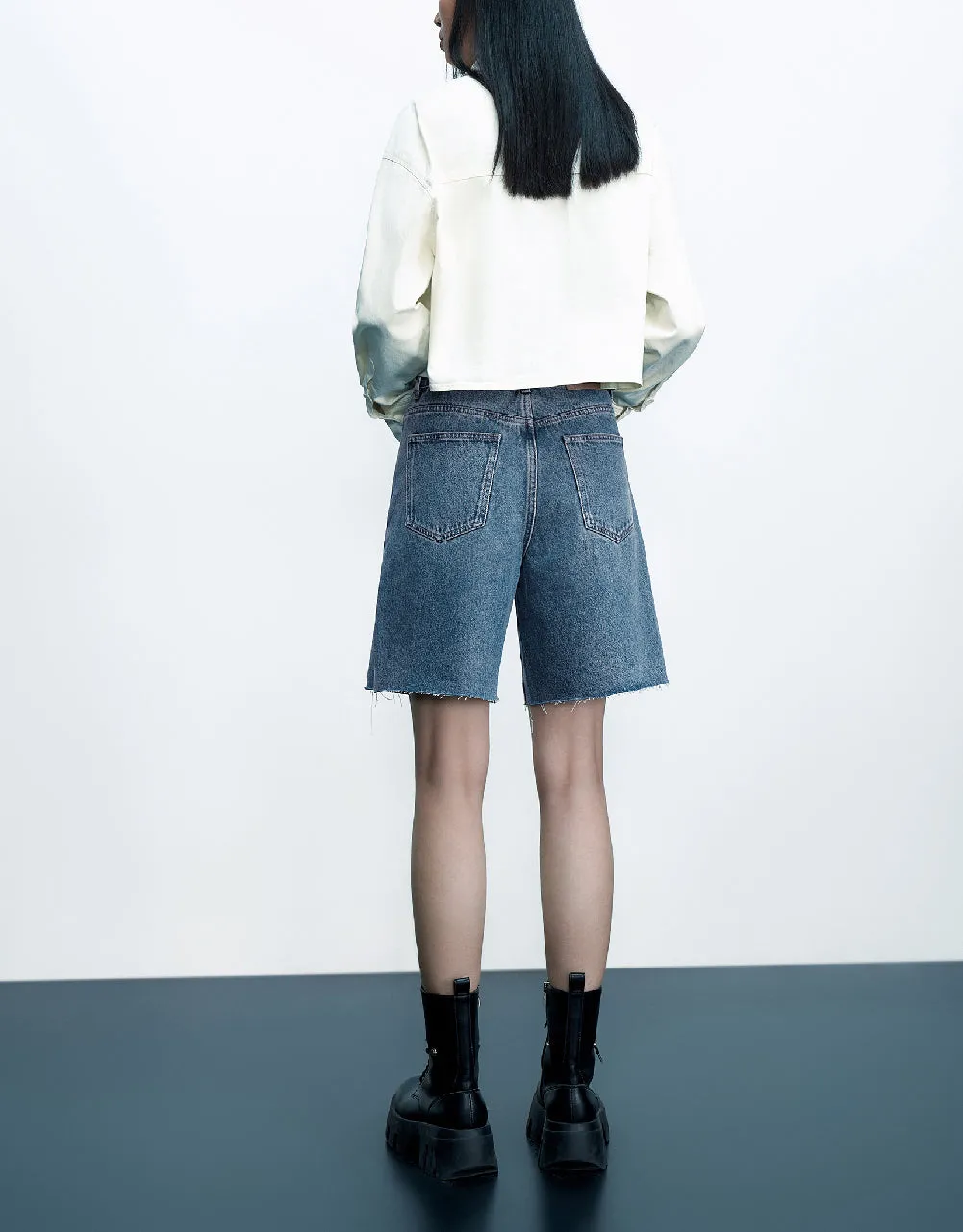 Press Button Loose Shirt sold by Urban Revivo product image thumbnail 4