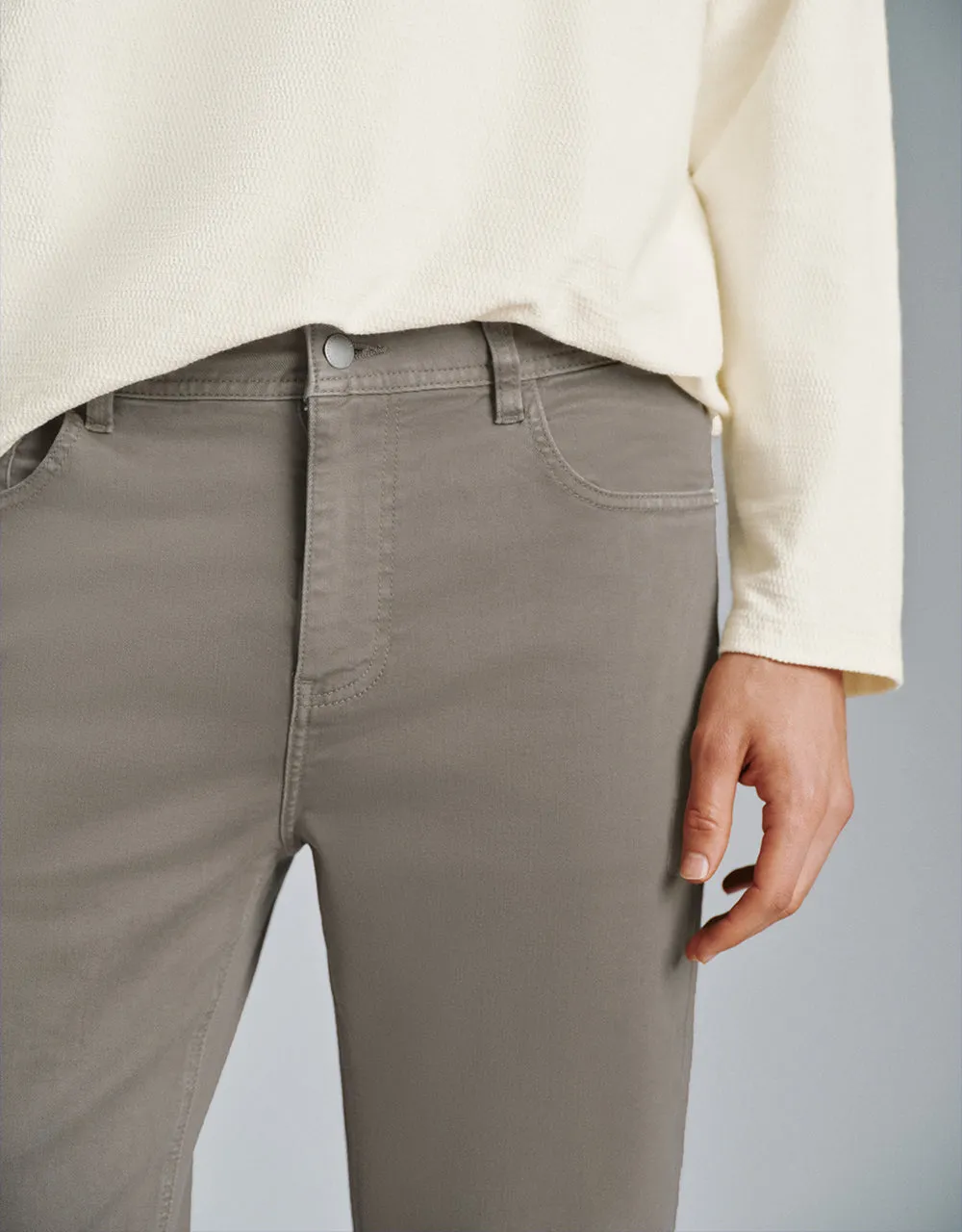 Straight Jeans sold by Urban Revivo product image thumbnail 5