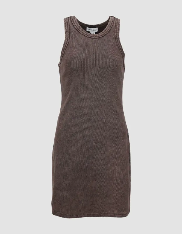 Sleeveless Crew Neck Skinny Knitted Dress sold by Urban Revivo