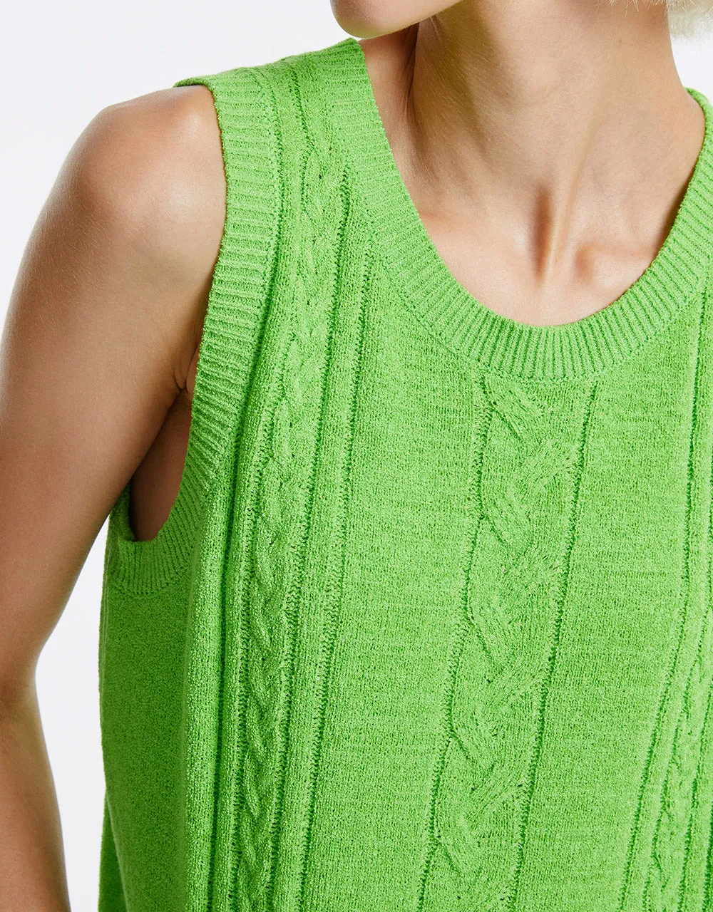 Knitted Sweater Vest sold by Urban Revivo product image thumbnail 5