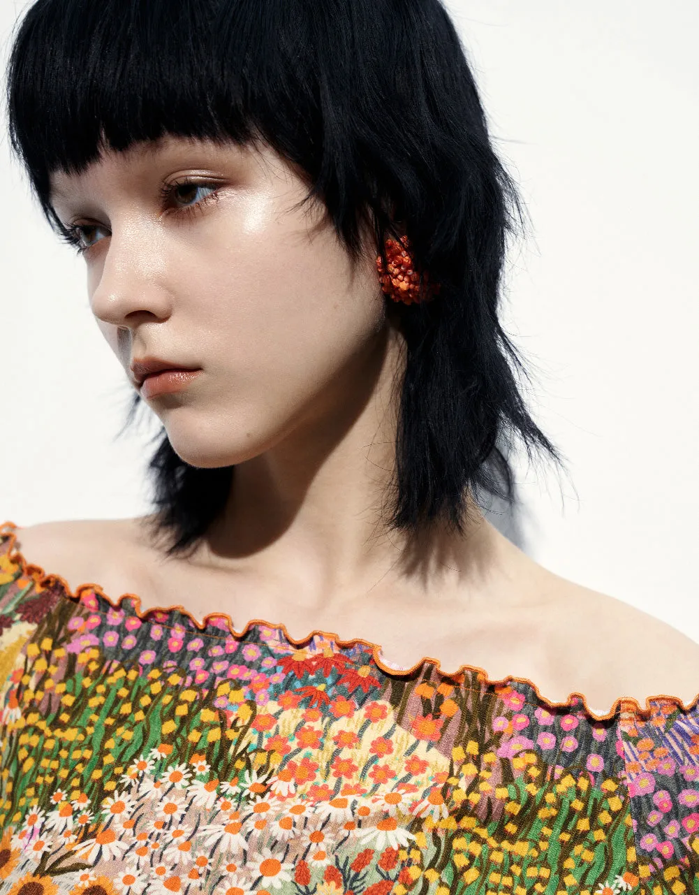 Floral Off-Shoulder Skinny T-Shirt sold by Urban Revivo product image thumbnail 5