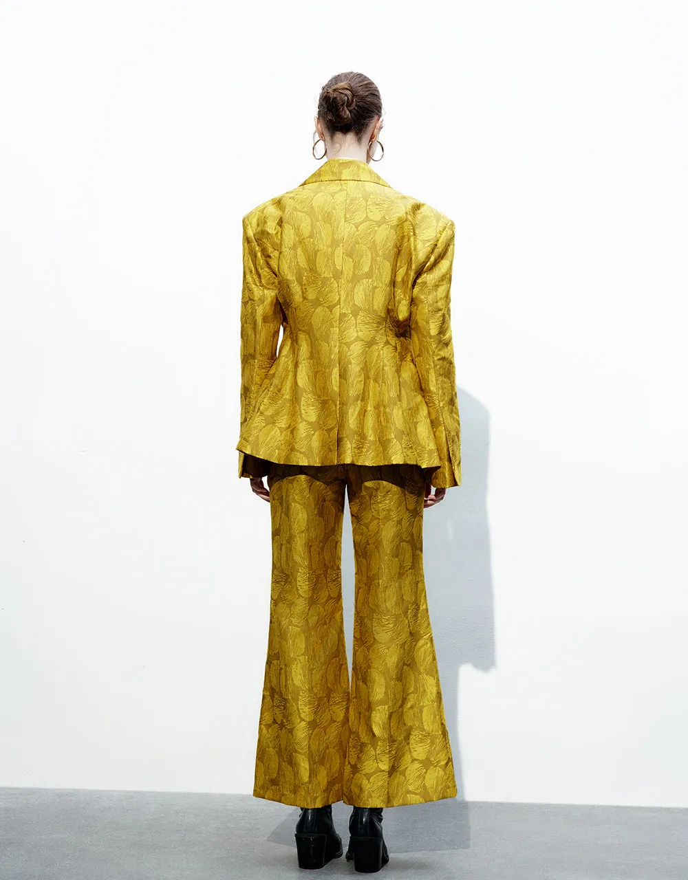 Tailored Printed Flare Pants sold by Urban Revivo product image thumbnail 5