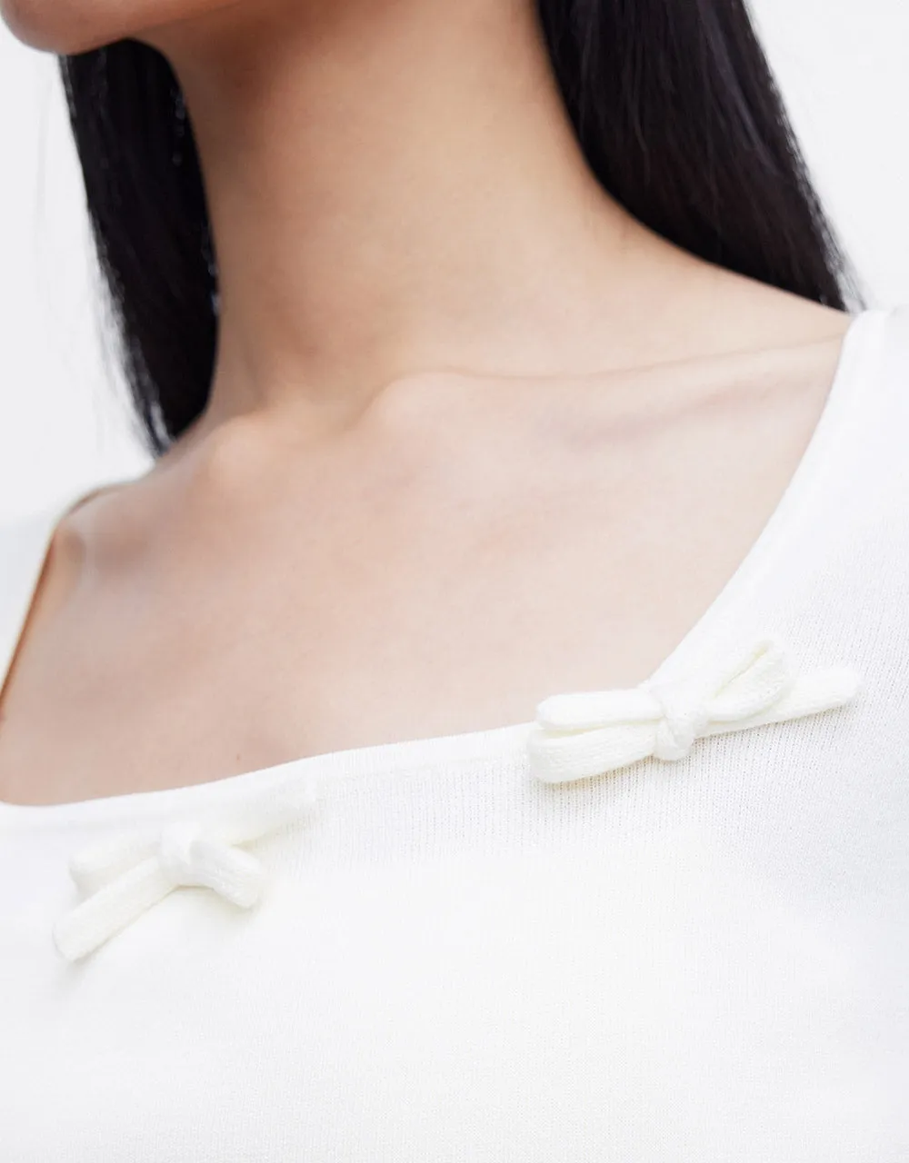 Tie Front Fitted Tee sold by Urban Revivo product image thumbnail 3