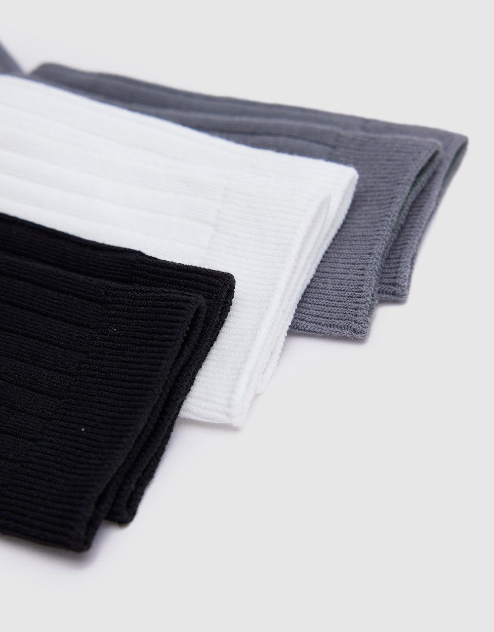 Mid-Length Socks sold by Urban Revivo product image thumbnail 3