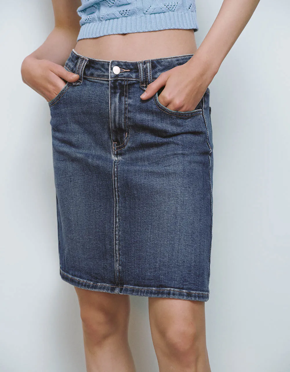 Mini A-Line Denim Skirt sold by Urban Revivo product image thumbnail 5