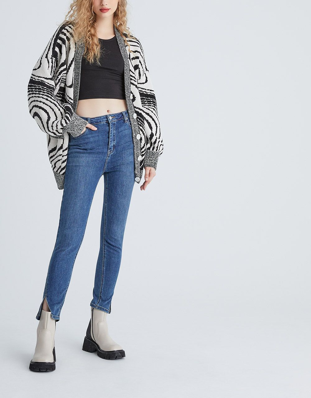 Marble Print Oversized Cardigan sold by Urban Revivo product image thumbnail 2