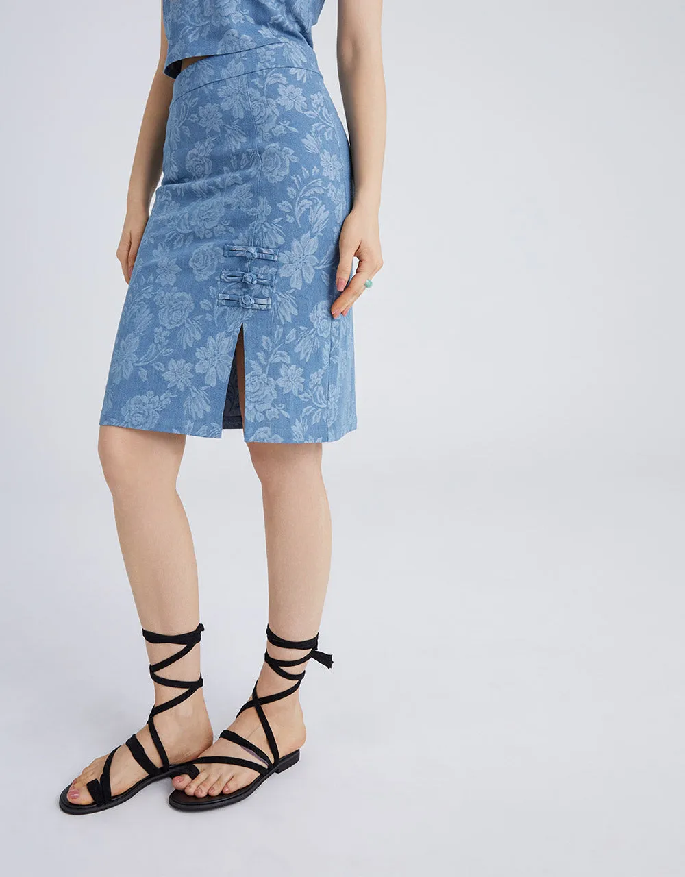 Floral Jacquard Frog Button Denim Skirt sold by Urban Revivo product image thumbnail 3