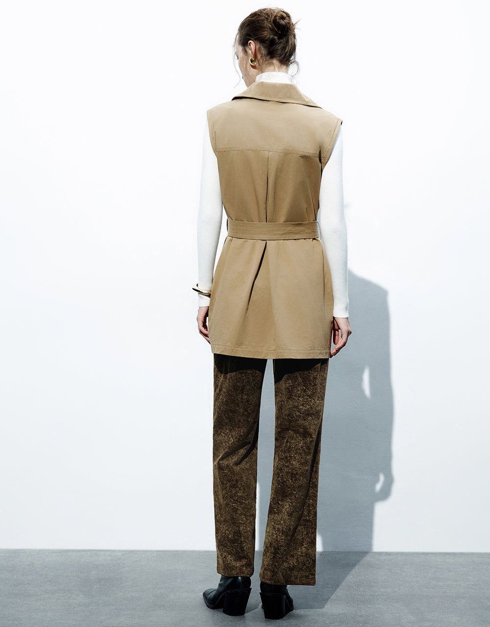 Utility Waistcoat With Belt sold by Urban Revivo product image thumbnail 4