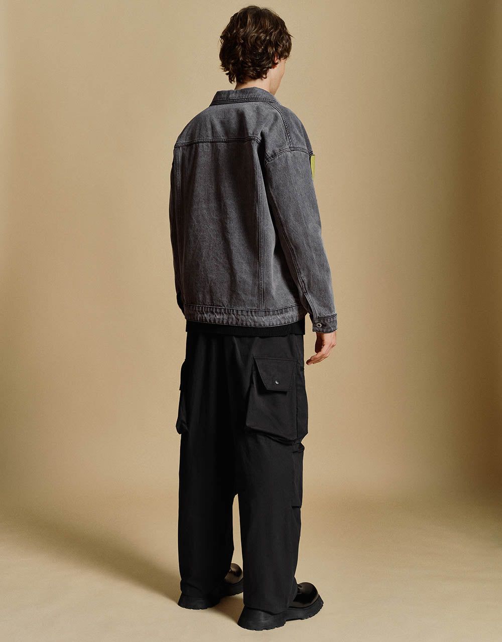 Button Up Loose Denim Jacket sold by Urban Revivo product image thumbnail 4