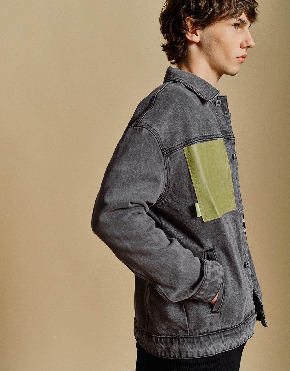 Button Up Loose Denim Jacket sold by Urban Revivo product image thumbnail 3