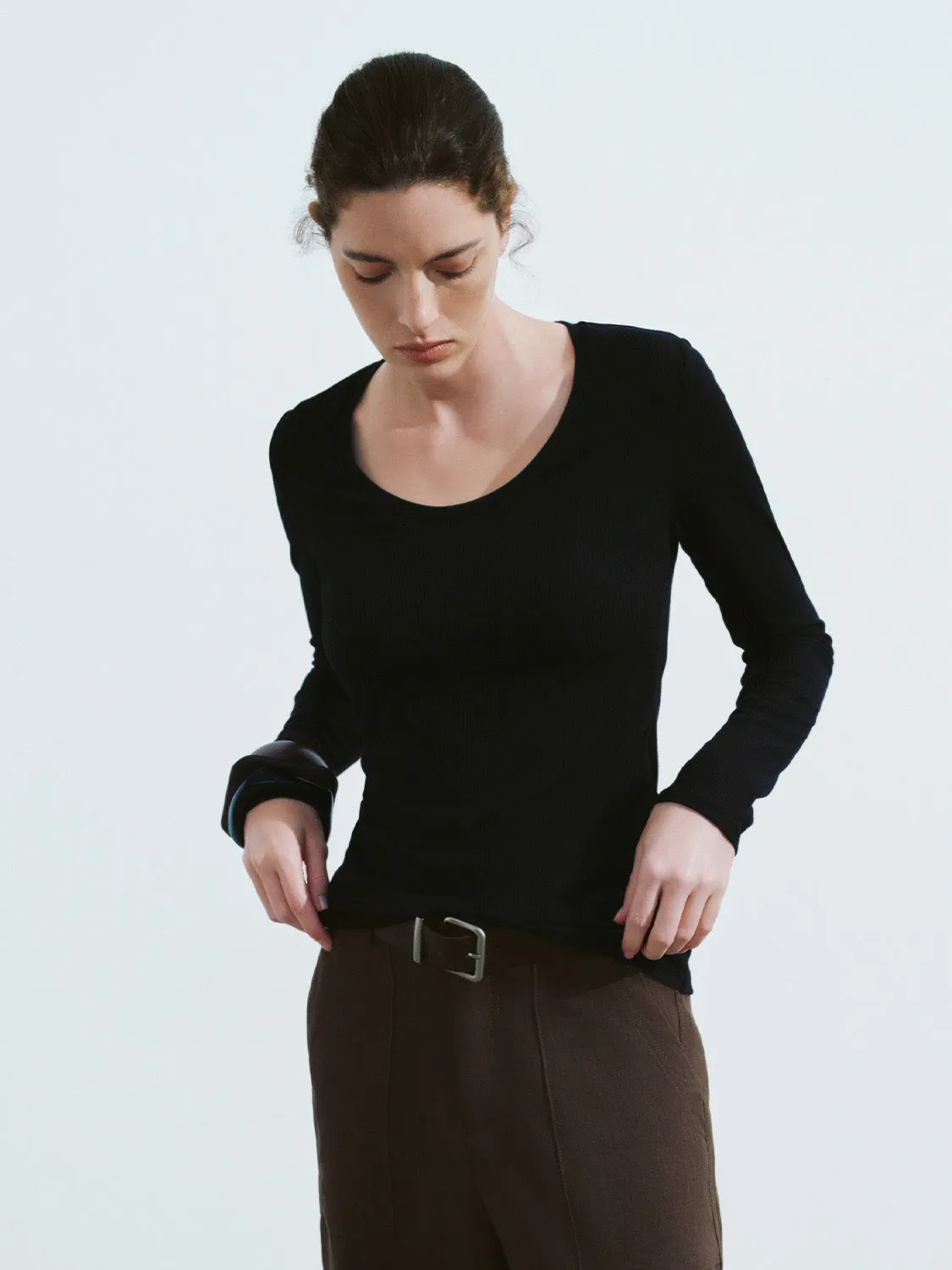 U Neck Skinny T-Shirt sold by Urban Revivo