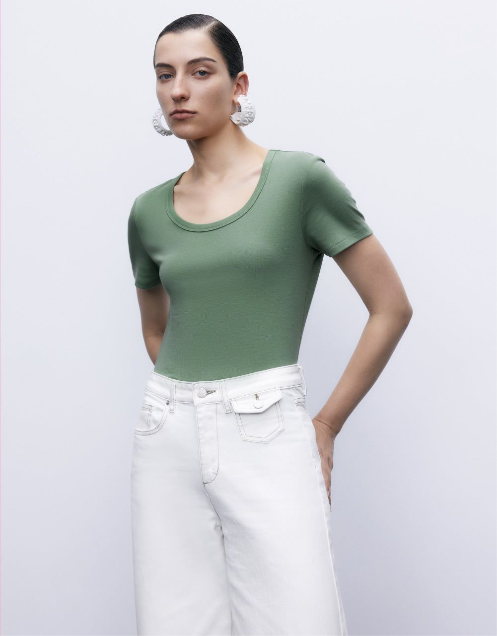 Plain Crew Neck T-Shirt sold by Urban Revivo