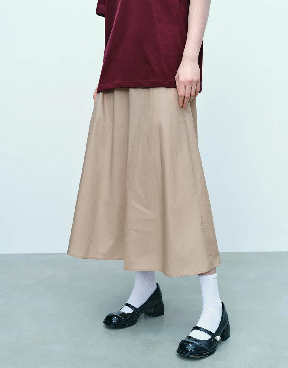 Elastic Waist Midi A-Line Skirt sold by Urban Revivo product image thumbnail 4