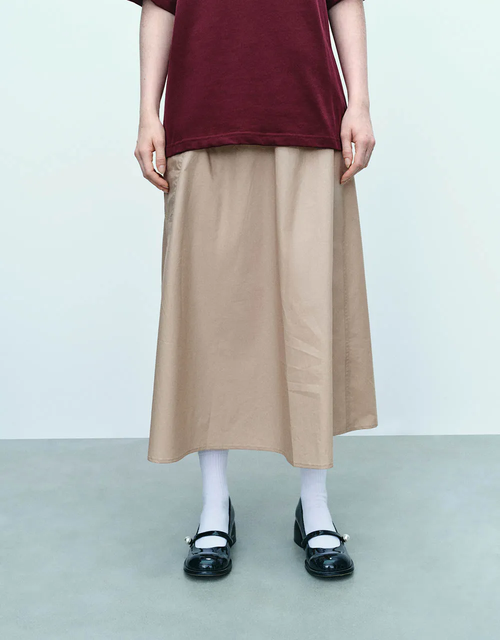 Elastic Waist Midi A-Line Skirt sold by Urban Revivo product image thumbnail 2