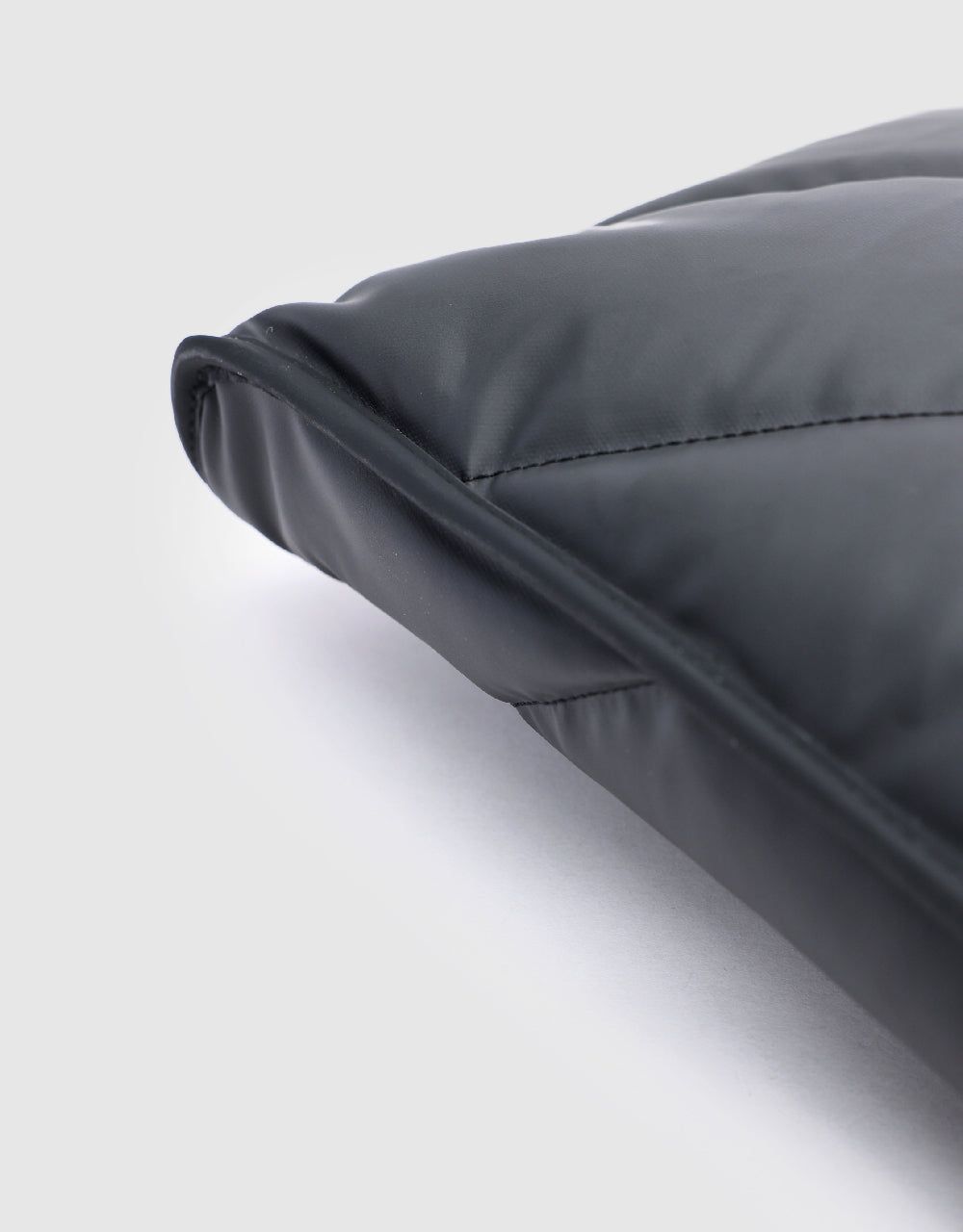 Embossed Shoulder Bag sold by Urban Revivo product image thumbnail 5