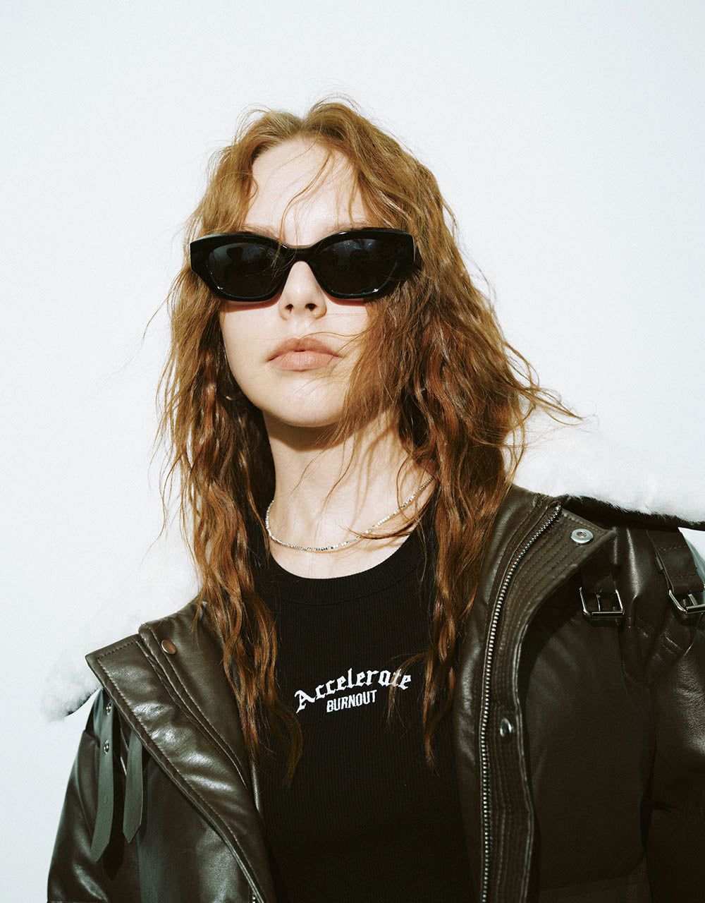 Furry Collar Bow Neck Down Jacket sold by Urban Revivo product image thumbnail 5