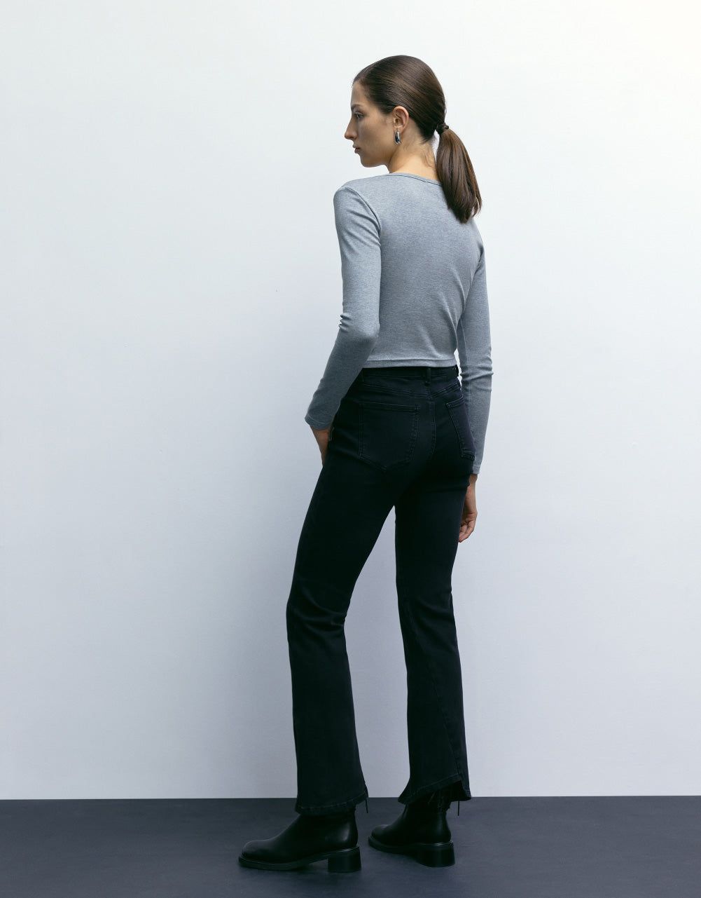 Basic Crew Neck Knitted T-Shirt sold by Urban Revivo product image thumbnail 4