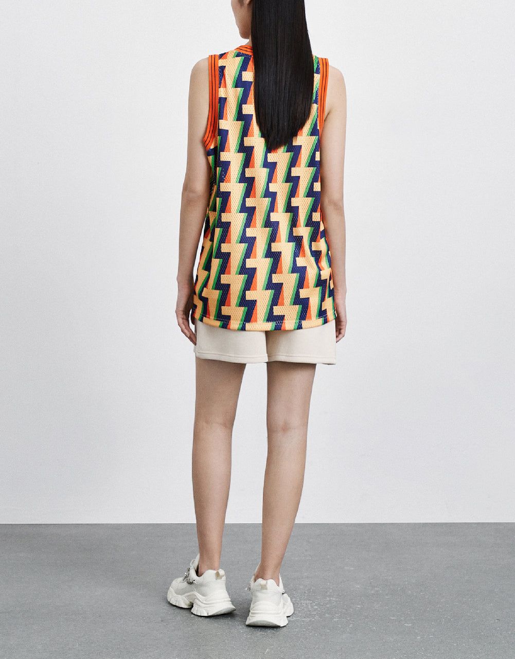 Geometric Printed Sleeveless T-Shirt sold by Urban Revivo product image thumbnail 4
