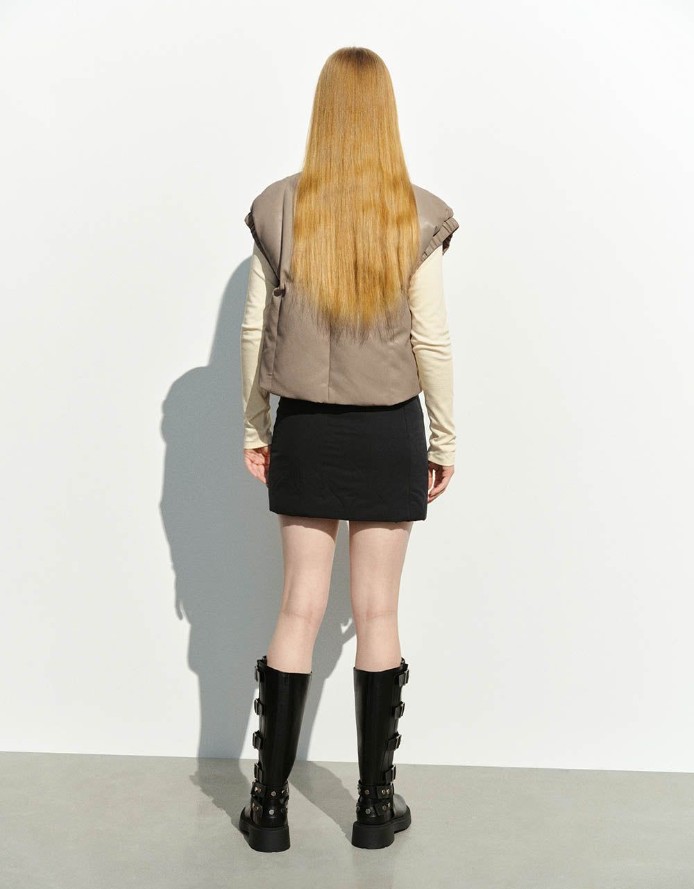 Straight Padded Waistcoat sold by Urban Revivo product image thumbnail 3