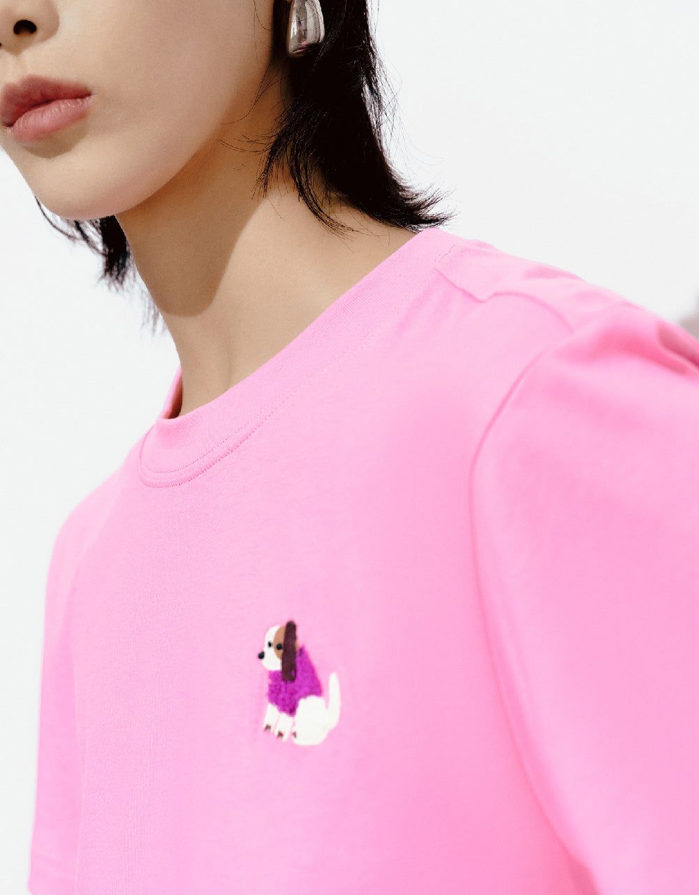 Dog Embroidered Crew Neck T-Shirt sold by Urban Revivo product image thumbnail 5