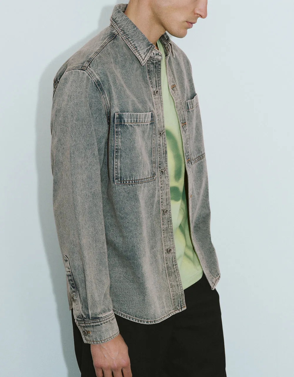 Button Up Loose Denim Shirt sold by Urban Revivo product image thumbnail 3