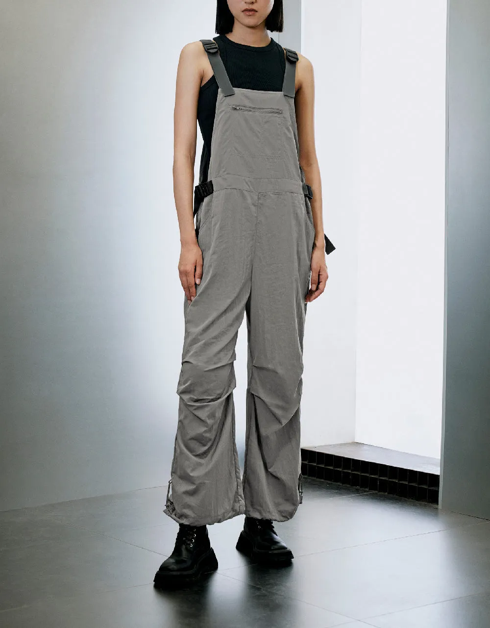 Overall With Front Zipper Pocket sold by Urban Revivo product image thumbnail 2