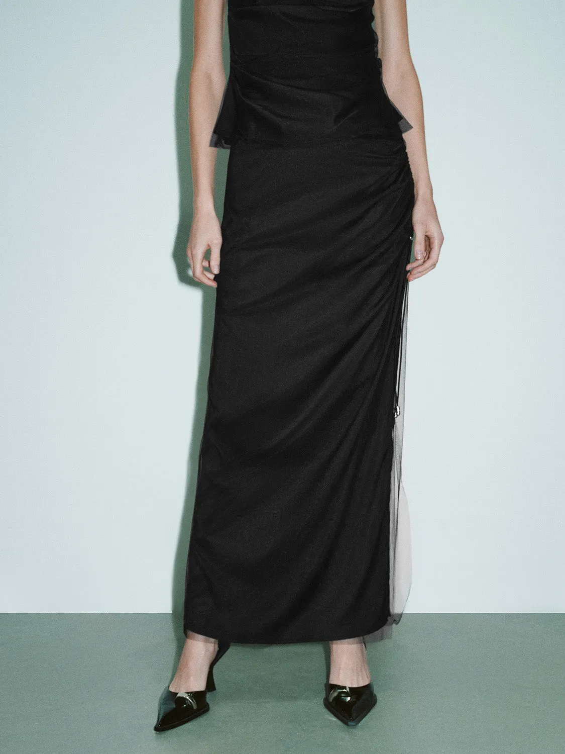 Ruched Straight Skirt sold by Urban Revivo product image thumbnail 2