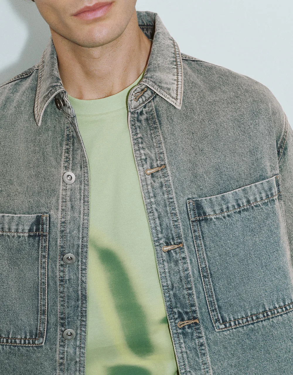 Button Up Loose Denim Shirt sold by Urban Revivo product image thumbnail 4