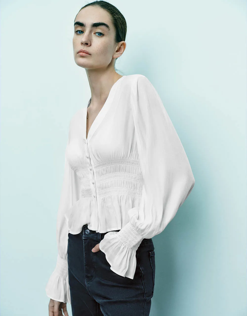 V-Neck Skater Shirt sold by Urban Revivo product image thumbnail 3