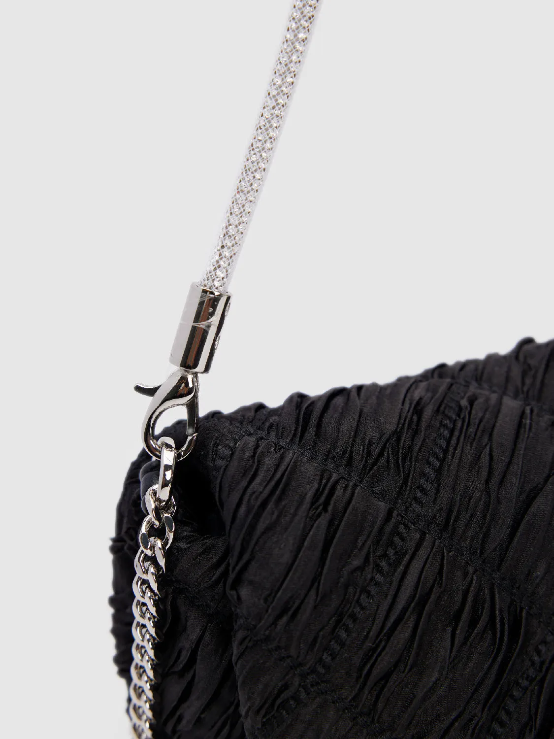 Textured Chained Shoulder Bag sold by Urban Revivo product image thumbnail 5