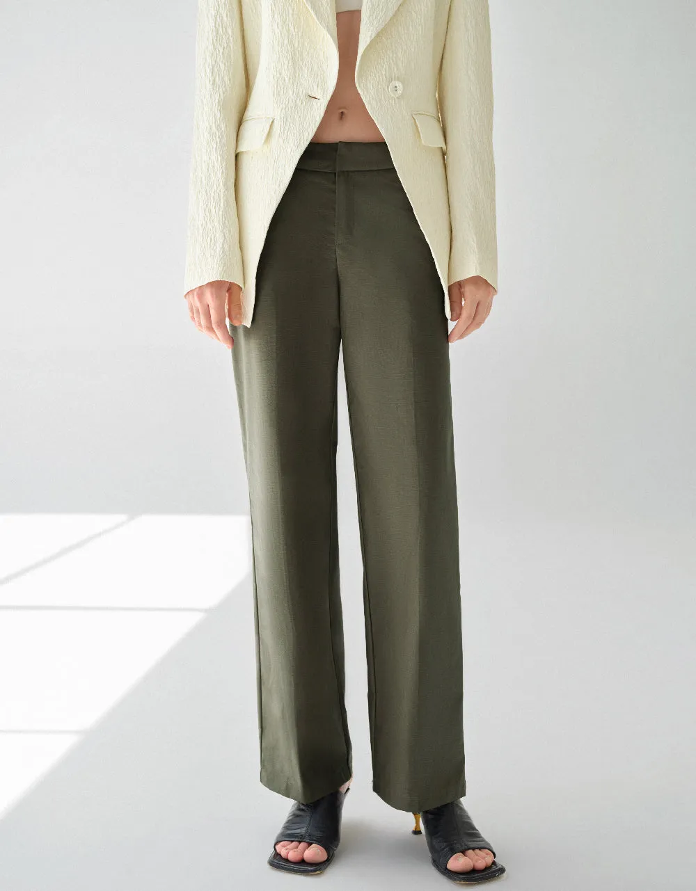 Woven Straight Pants sold by Urban Revivo product image thumbnail 2