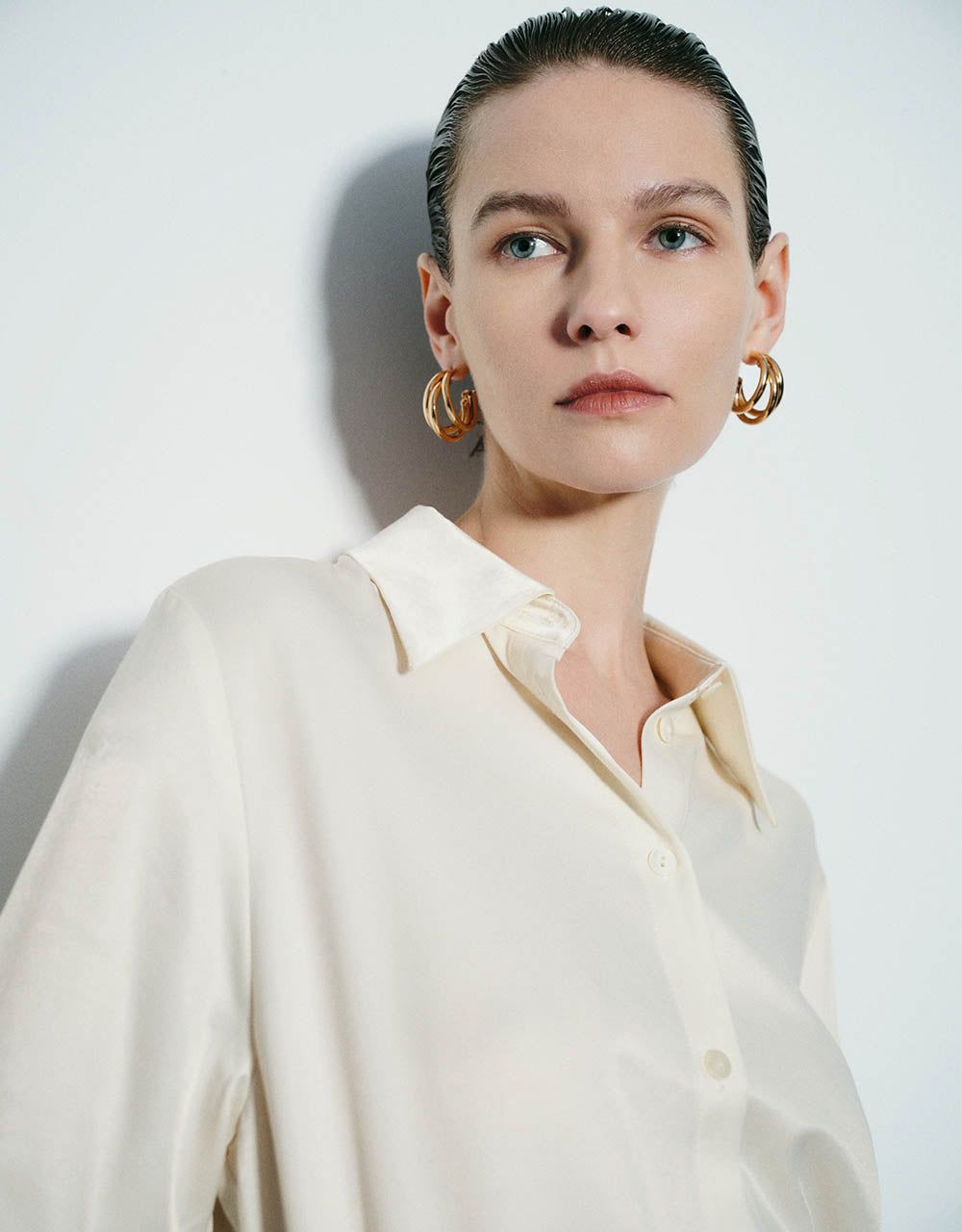 Button Up Straight Shirt sold by Urban Revivo product image thumbnail 5