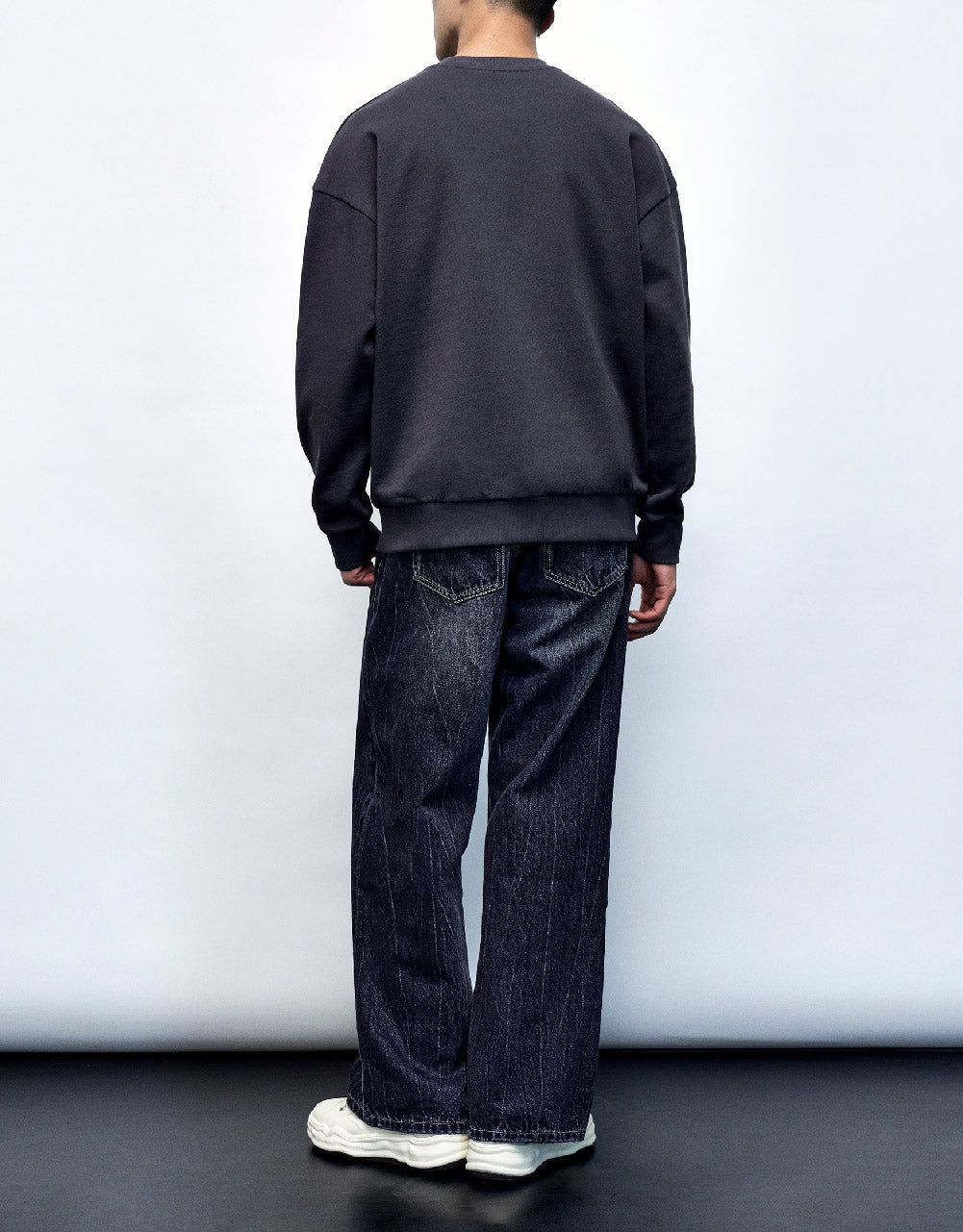 Cartoon Embossed Crew Neck T-Shirt sold by Urban Revivo product image thumbnail 4