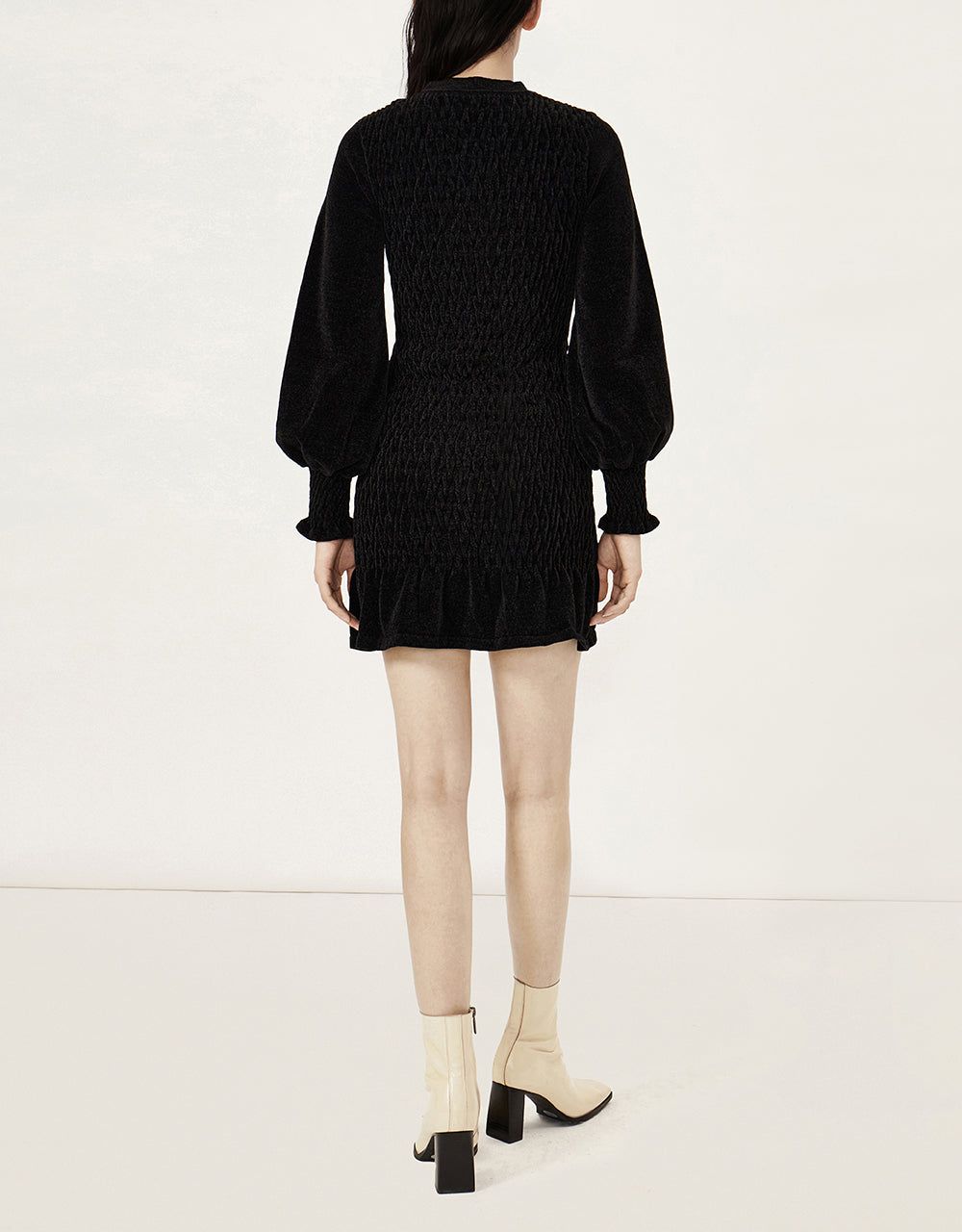 Choker Neck Puff Sleeve Knitted Dress sold by Urban Revivo product image thumbnail 4