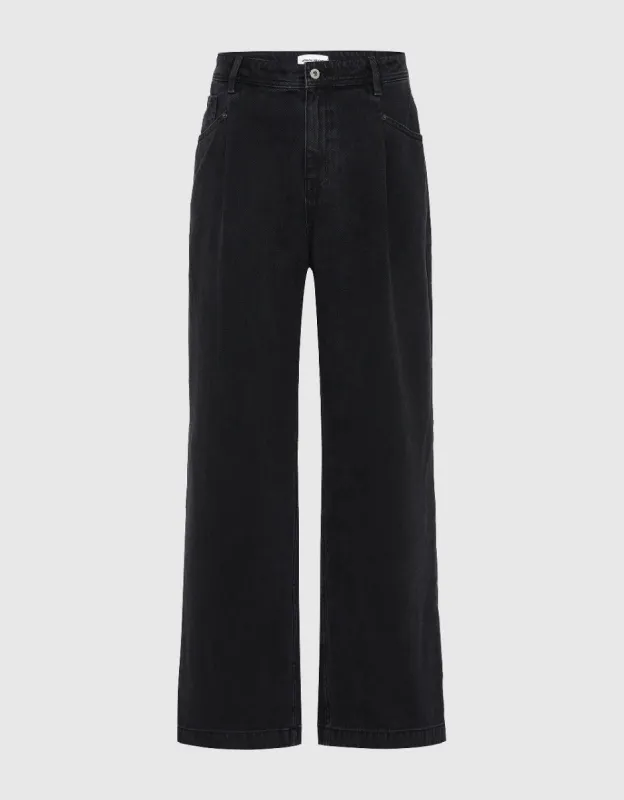 Oversized Straight Jeans sold by Urban Revivo