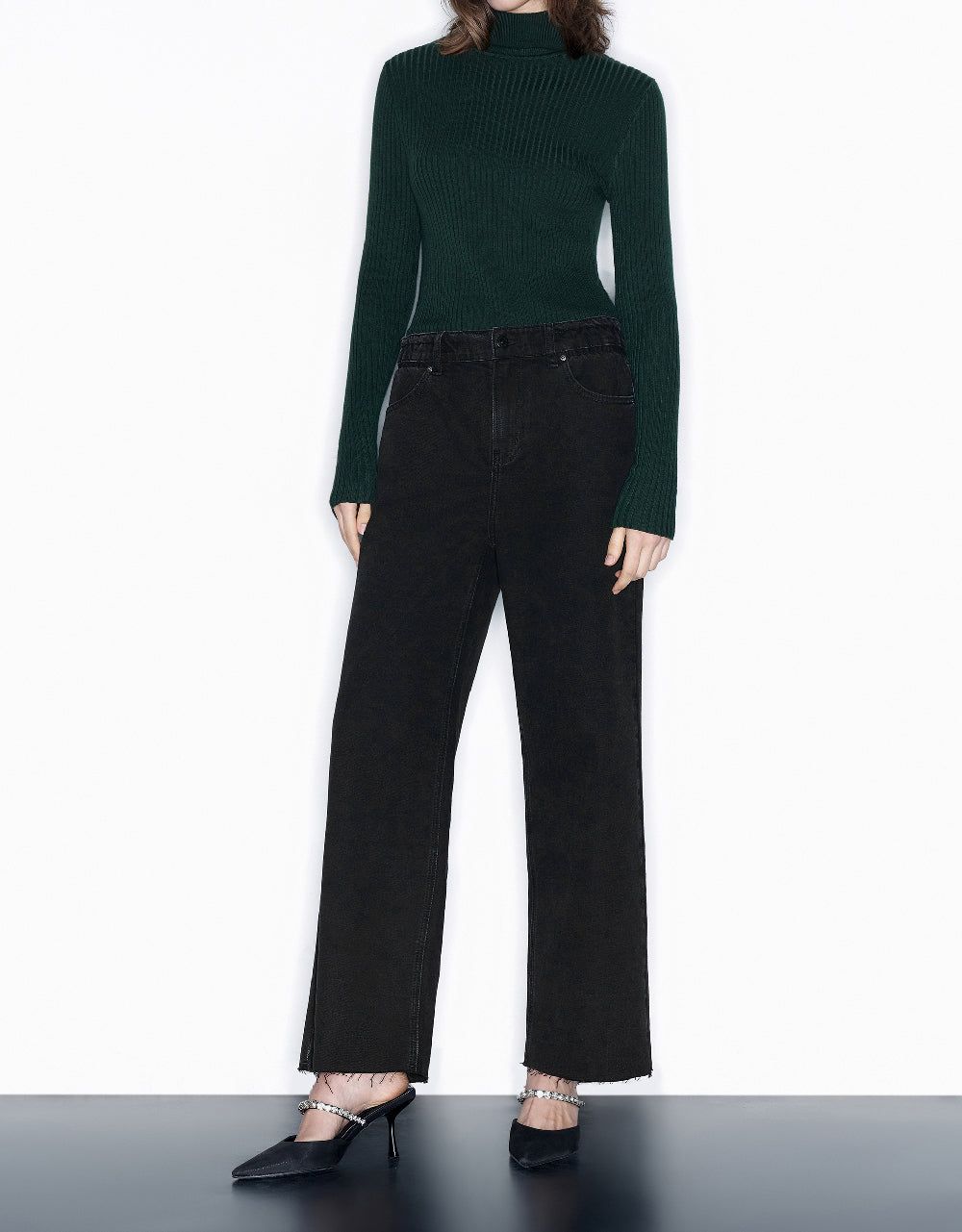 Raw Hem Jeans sold by Urban Revivo product image thumbnail 2