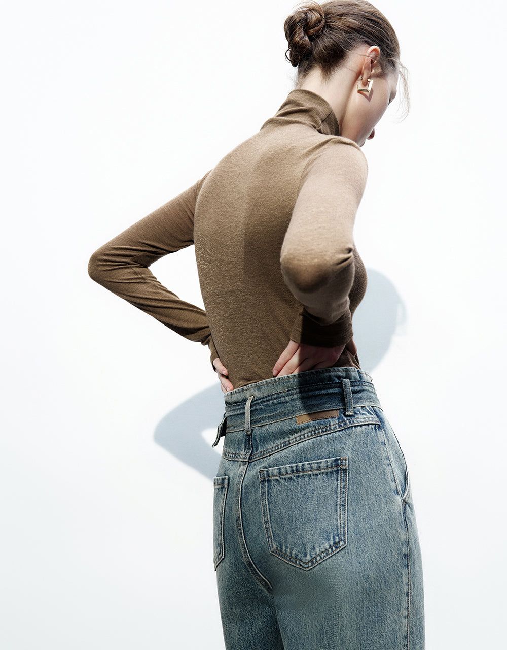 Ruched Knitted Skinny T-Shirt sold by Urban Revivo product image thumbnail 3