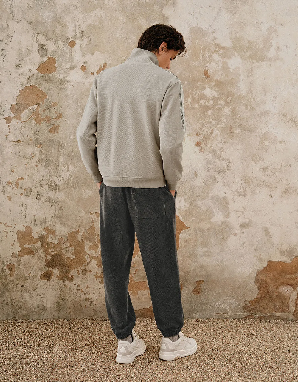 Zipper Front Two-Toned Jacket sold by Urban Revivo product image thumbnail 4