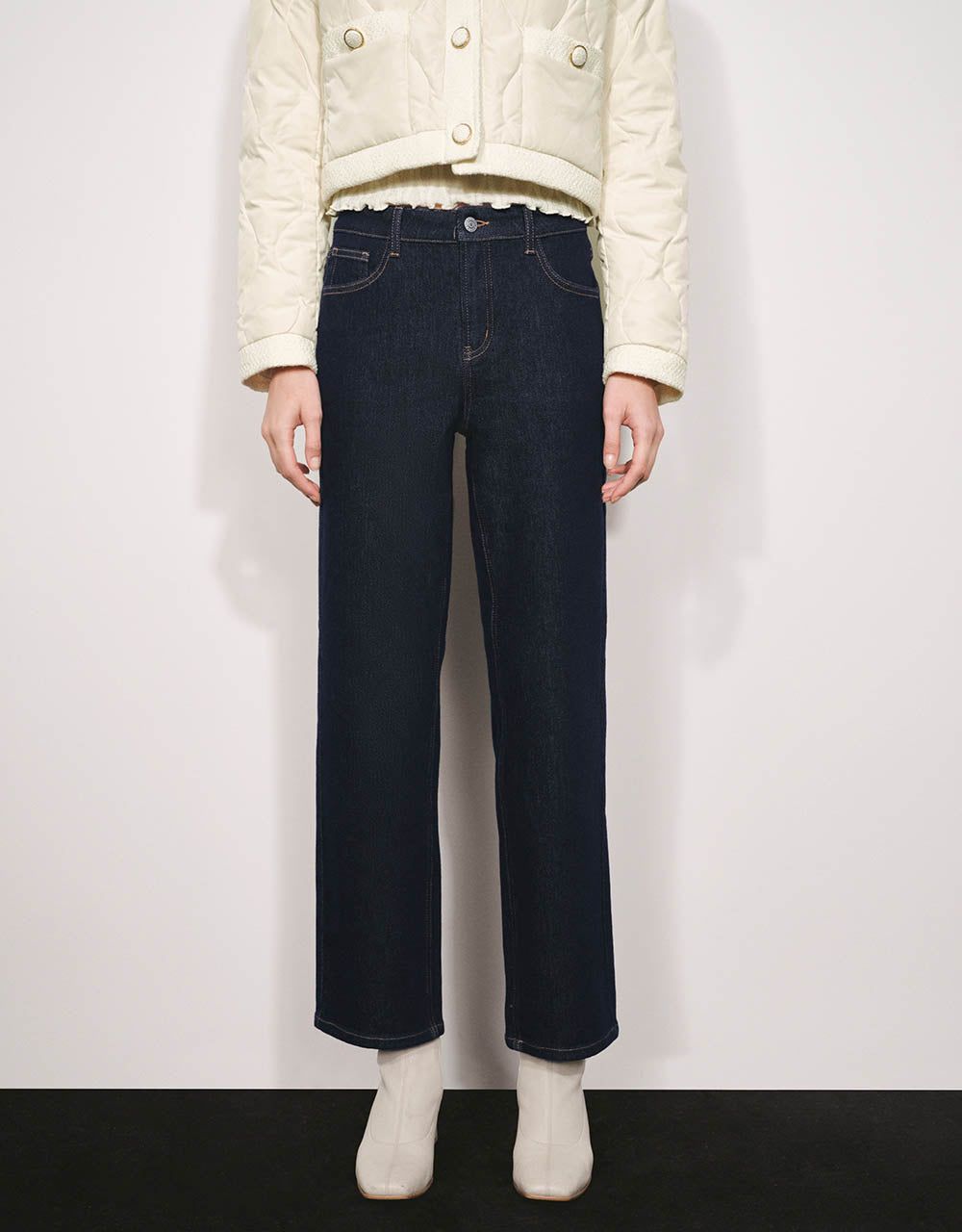 Straight Jeans sold by Urban Revivo product image thumbnail 2