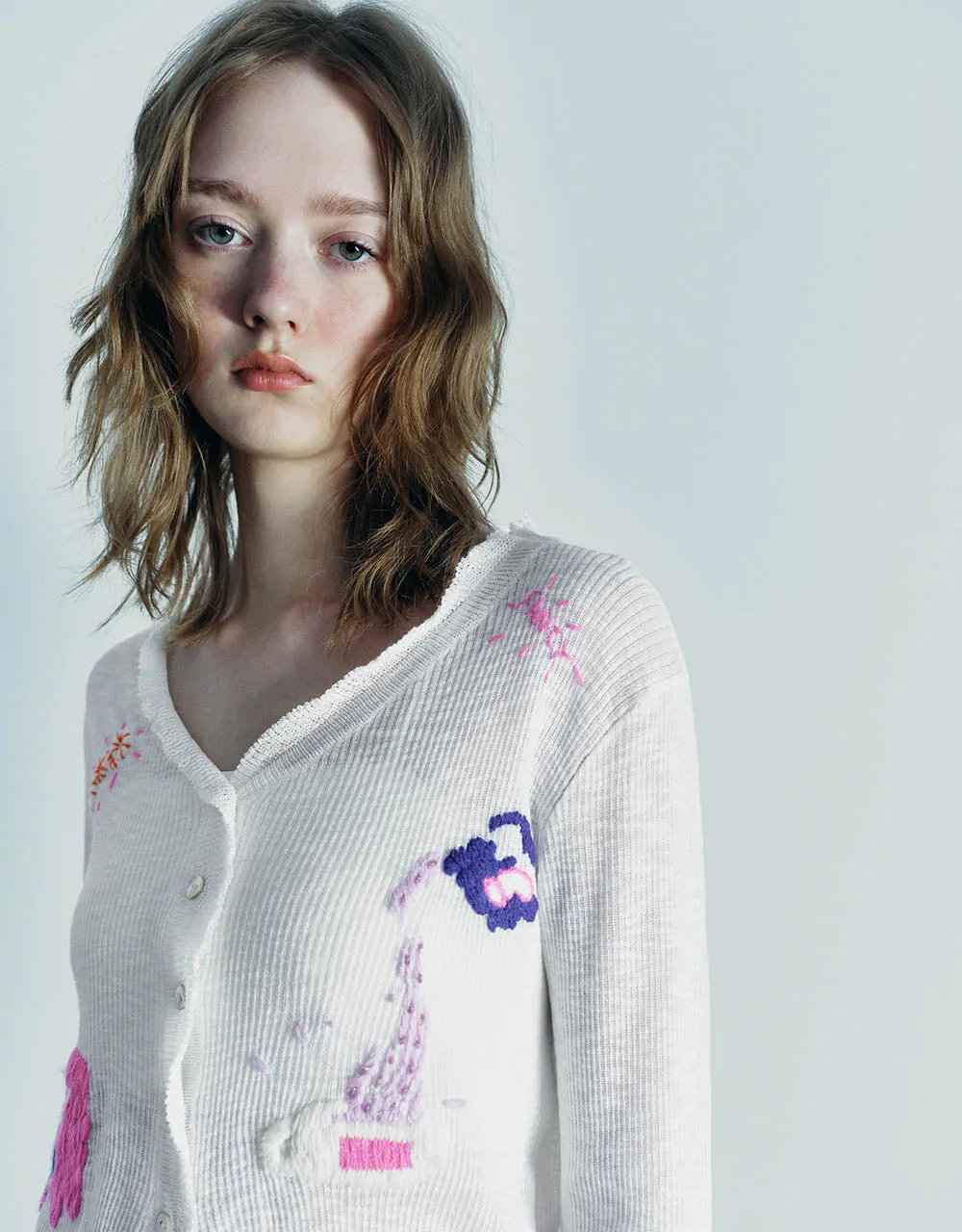 Printed V-Neck Knitted Cardigan sold by Urban Revivo product image thumbnail 4